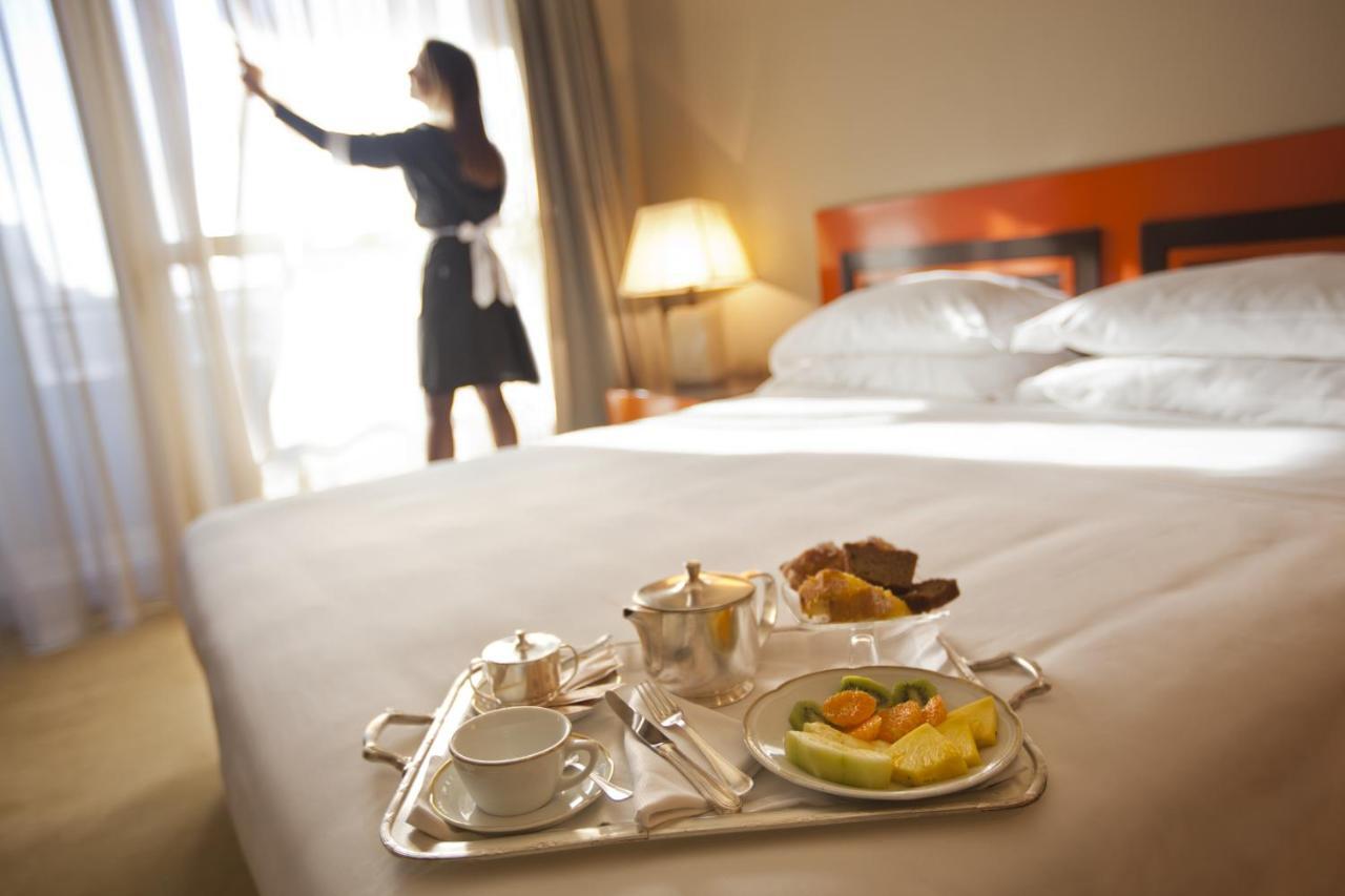 Room service в гостинице